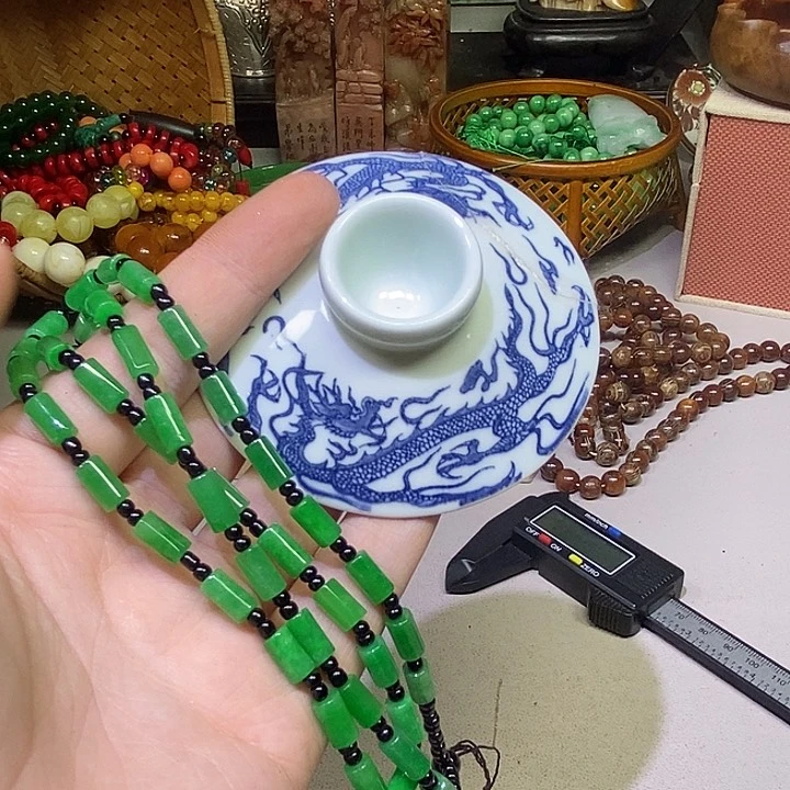 瓷片不斤斤计较江河湖海就