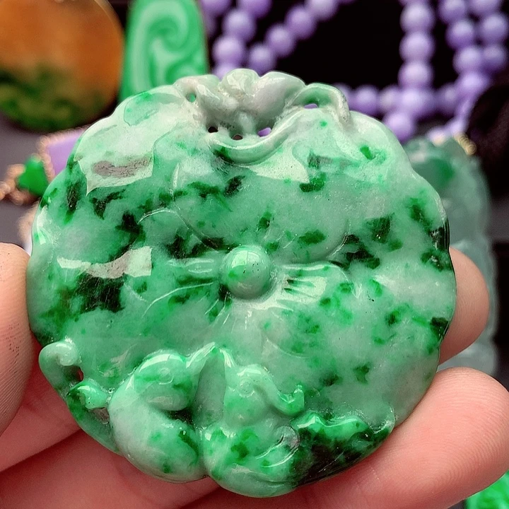 吊坠(不含链)未镶嵌翡翠