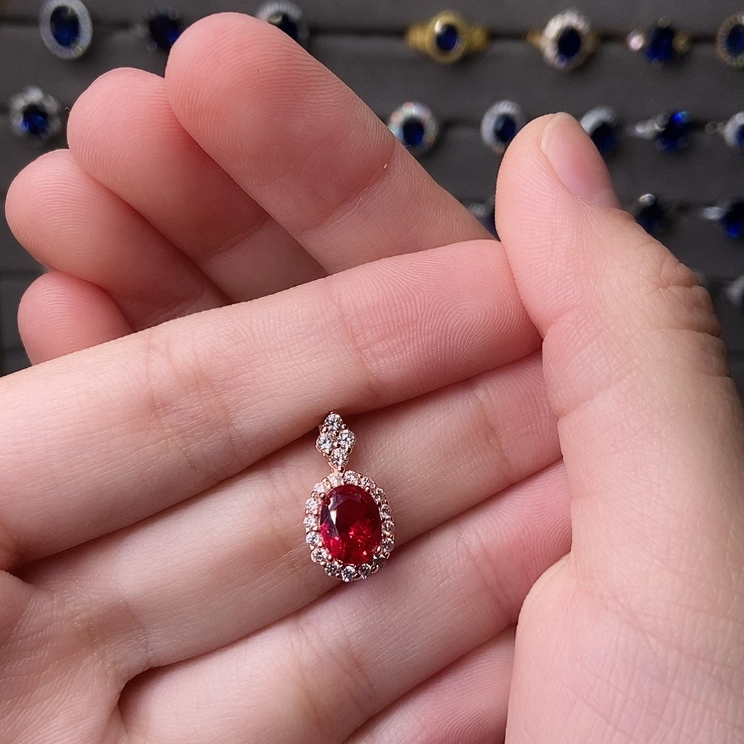 红宝石吊坠(赠链)银S925镶嵌