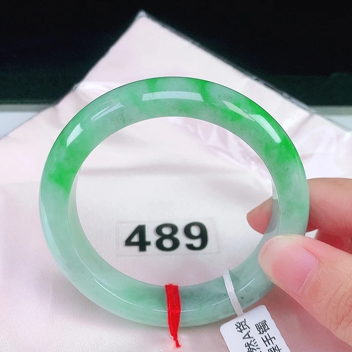 未镶嵌手镯翡翠翡翠手镯