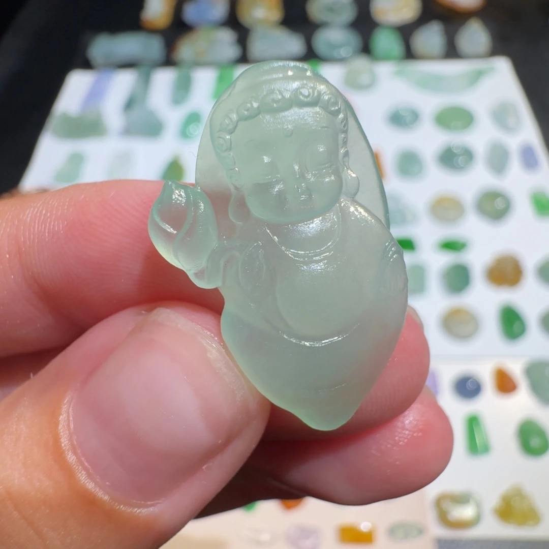 未镶嵌定制翡翠正冰薄荷绿宝宝佛