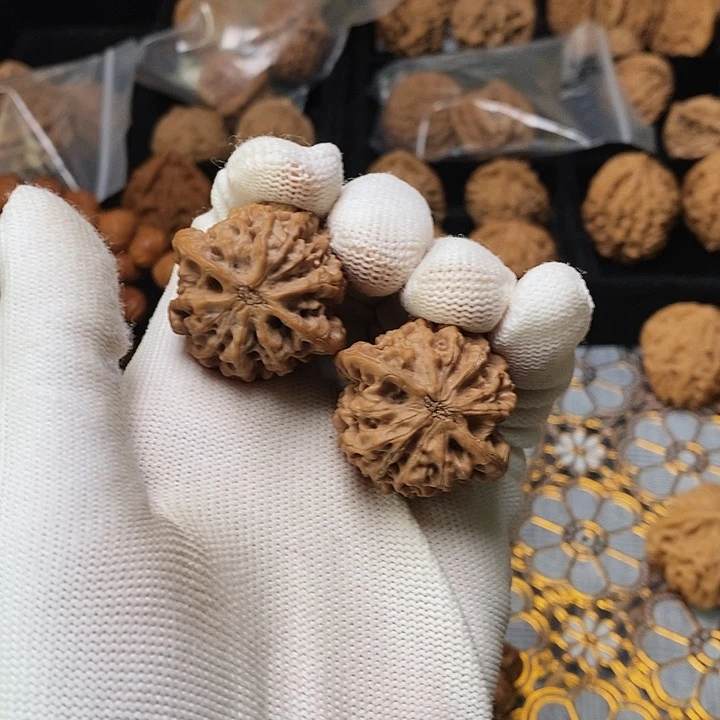 文玩核桃把件械****件秦岭秦闷