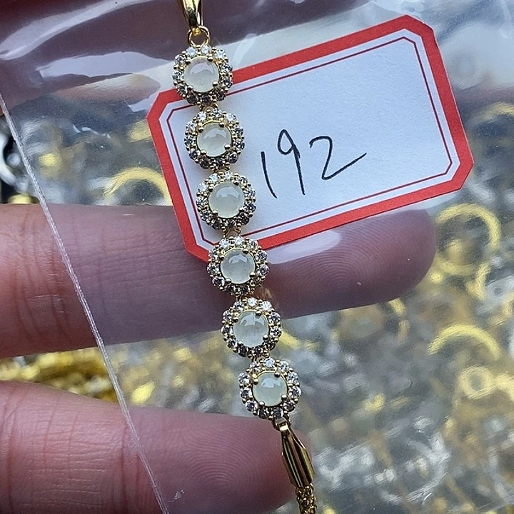 翡翠未镶嵌戒指192