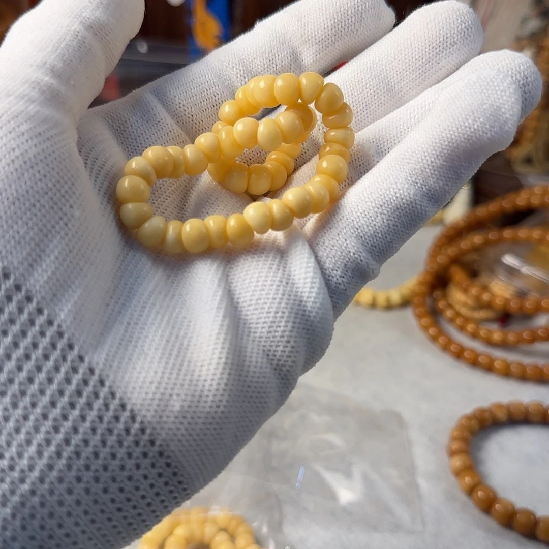 菩提根/象牙果吊坠闪电购30，蒜瓣大肠