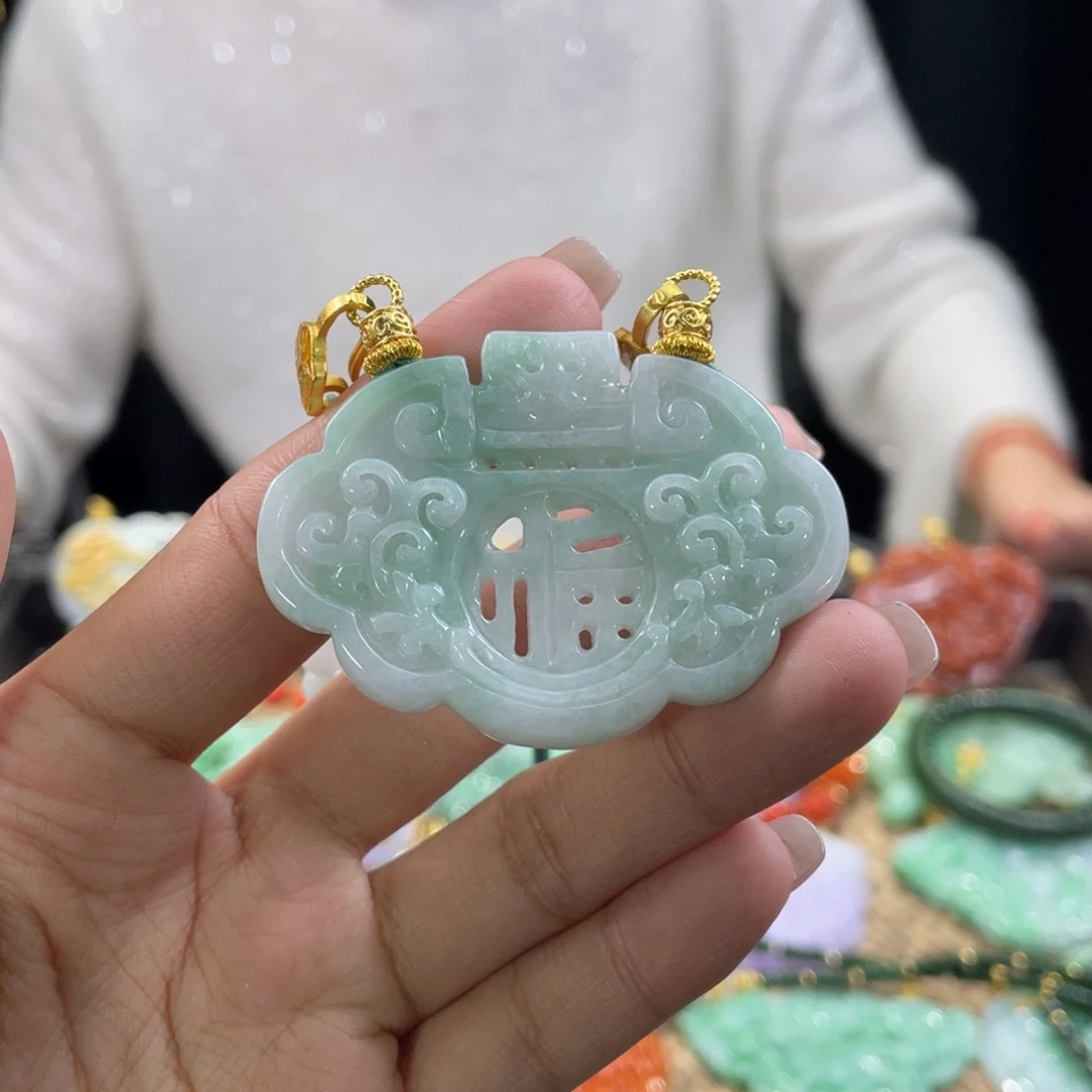 翡翠颈饰未镶嵌代编织