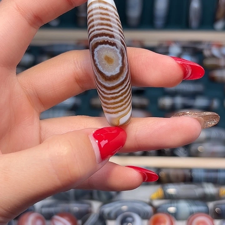 一***去玛瑙/玉髓合金珠宝奇石