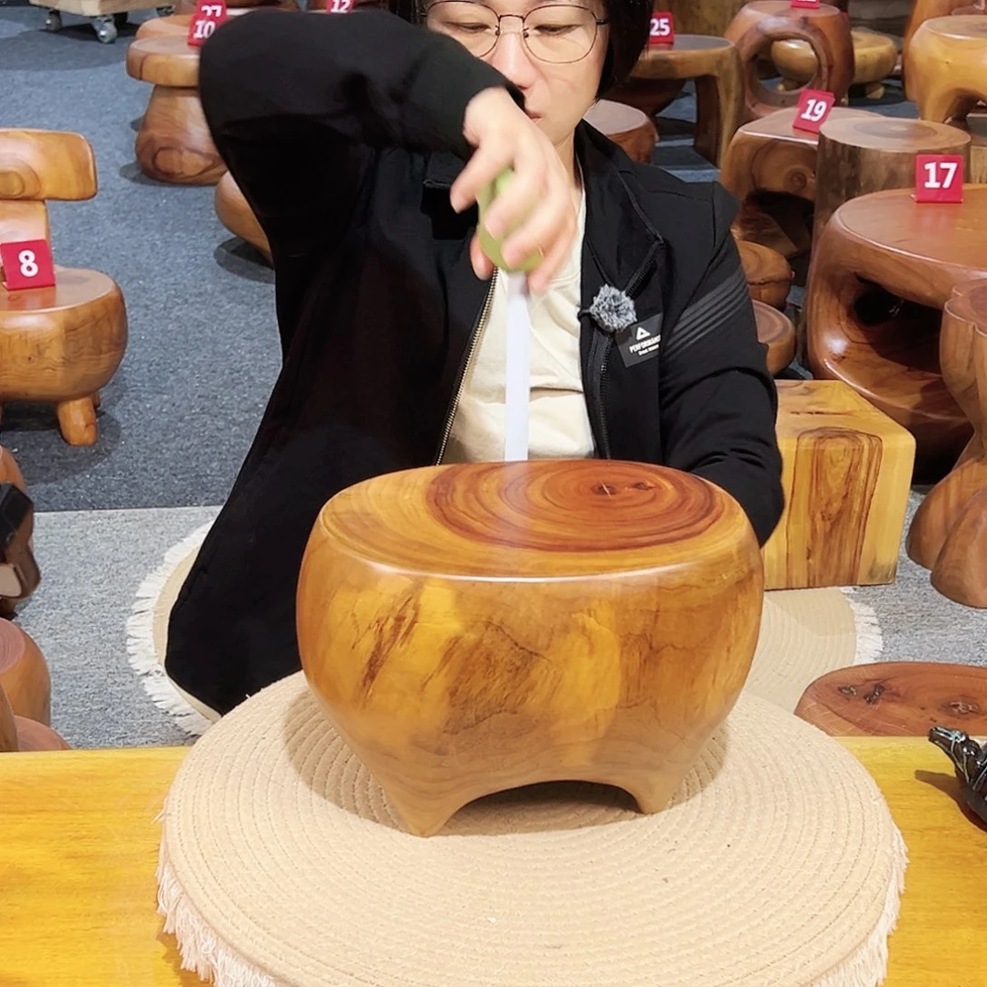 2 号香樟木尺寸：26-17-18cm