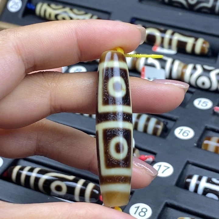玛瑙/玉髓（覆膜）颈饰未镶嵌