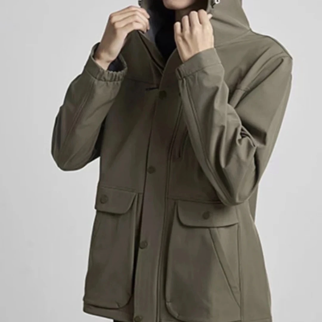 2025春季新款户外运动连帽软壳防风保暖加绒夹克休闲工装风外套