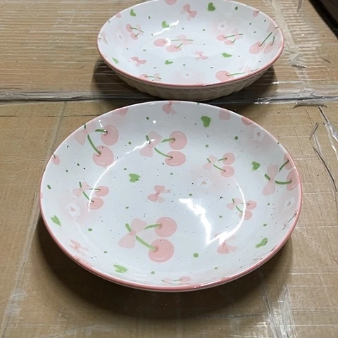 微瑕，不能明火，口径17，高度3，2个盘子樱桃