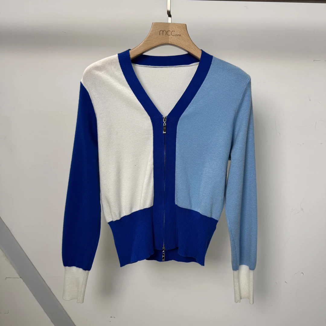 芊姿精选【1700】拼色条纹百搭V领修身型开衫