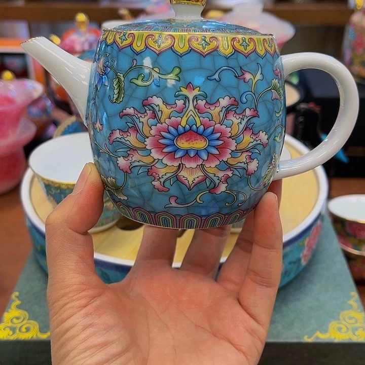 段泥茶杯吧啦吧啦就说这件