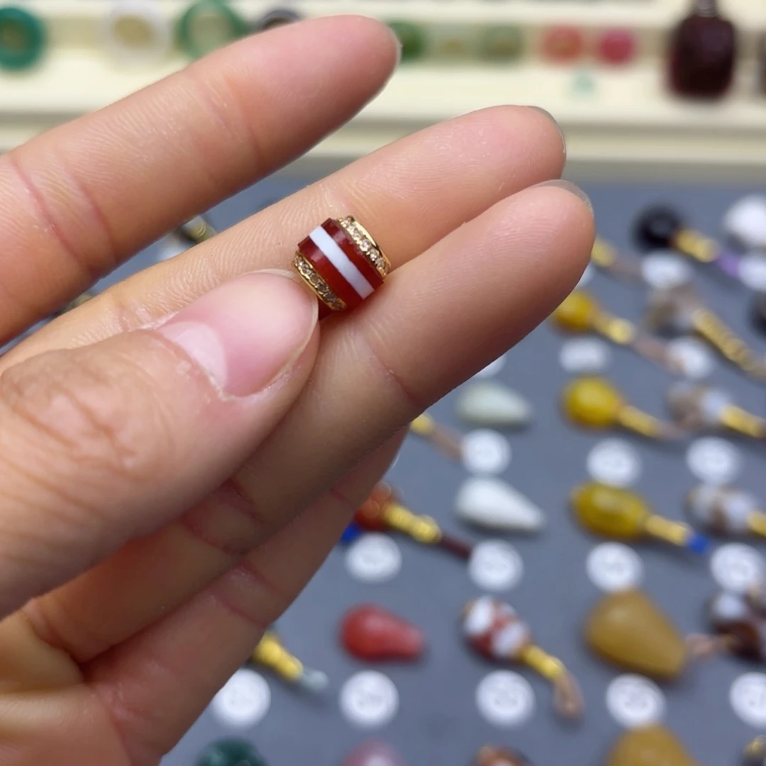 玛瑙/玉髓隔珠未镶嵌瑕疵瑕疵