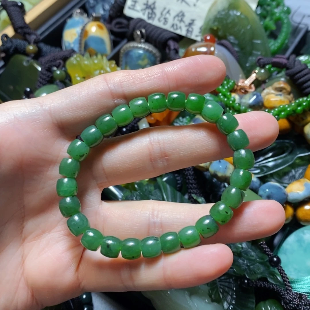 和田玉（碧玉）未镶嵌颈饰