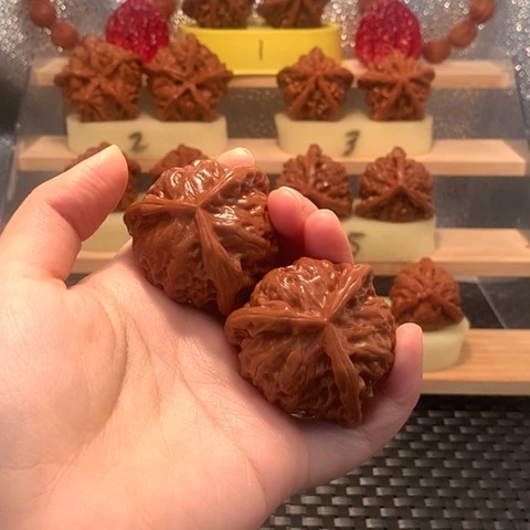 吊坠猴头核桃云***过宫灯