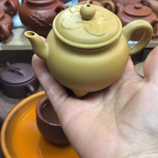 茶壶紫砂黄段泥大彬如意150豪升左右