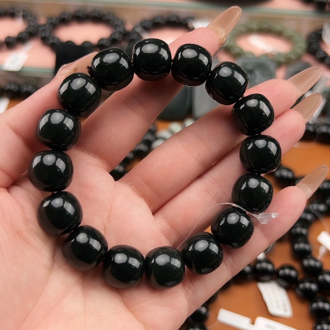 和田玉未镶嵌手串