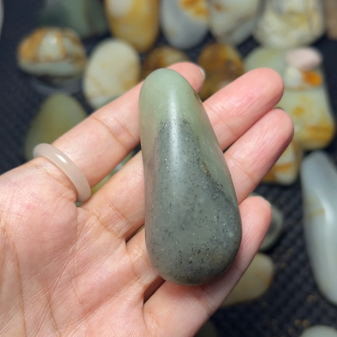 未镶嵌和田玉挂件B81