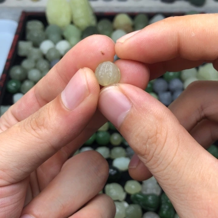 【闪购商品】和田玉未镶嵌颈饰