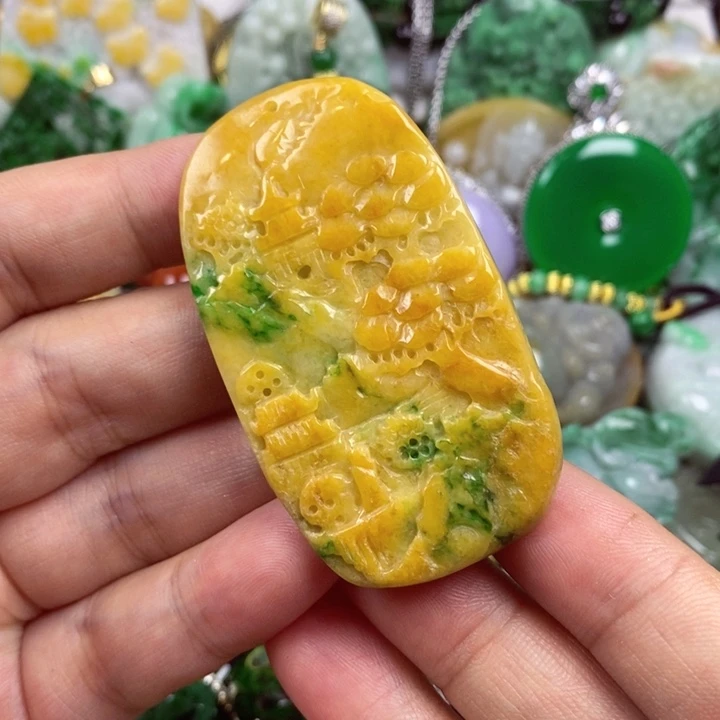 吊坠(赠链)未镶嵌翡翠
