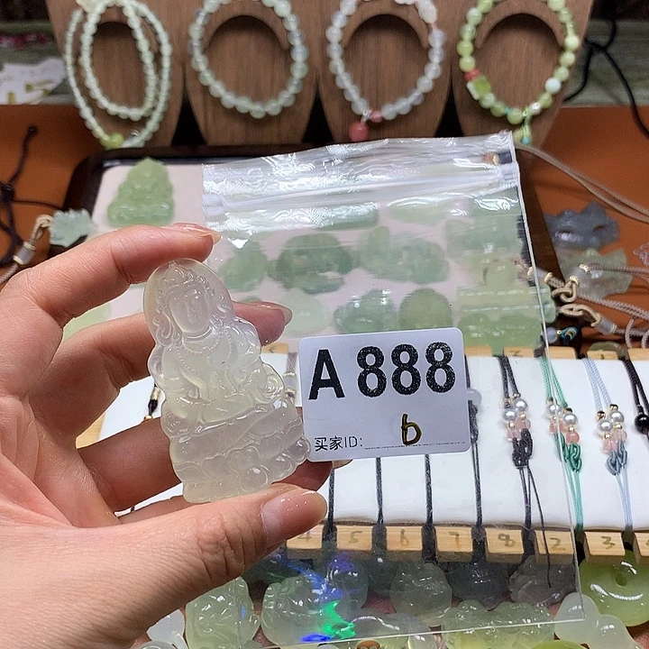 苏***转蛇纹石玉未镶嵌岫玉有棉