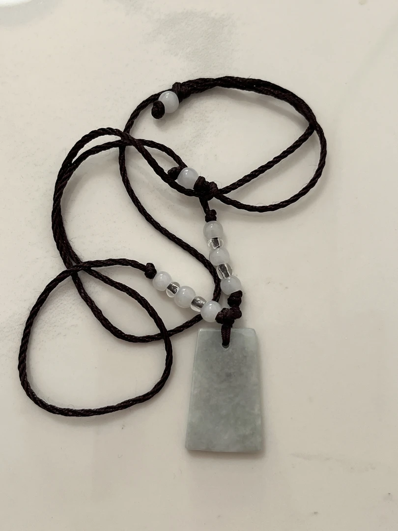 天然翡翠无事牌吊坠