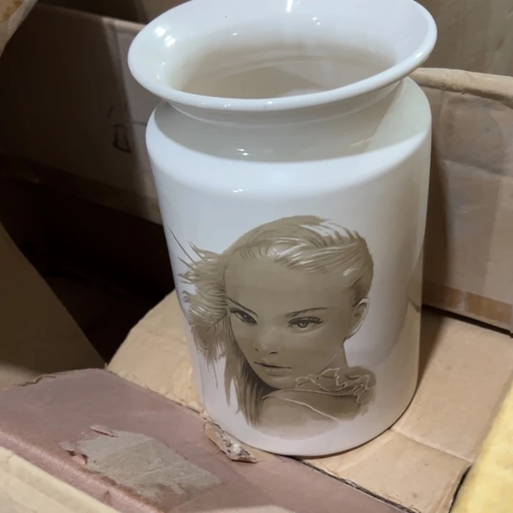 陶瓷花瓶摆件外贸出口（微瑕）