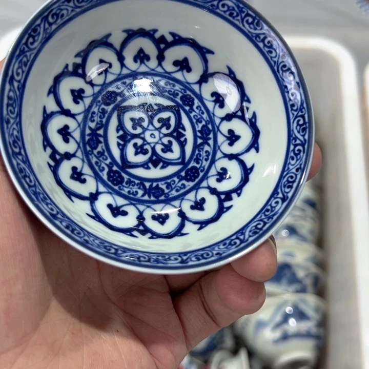 瓷片白青花宝普洱杯全品