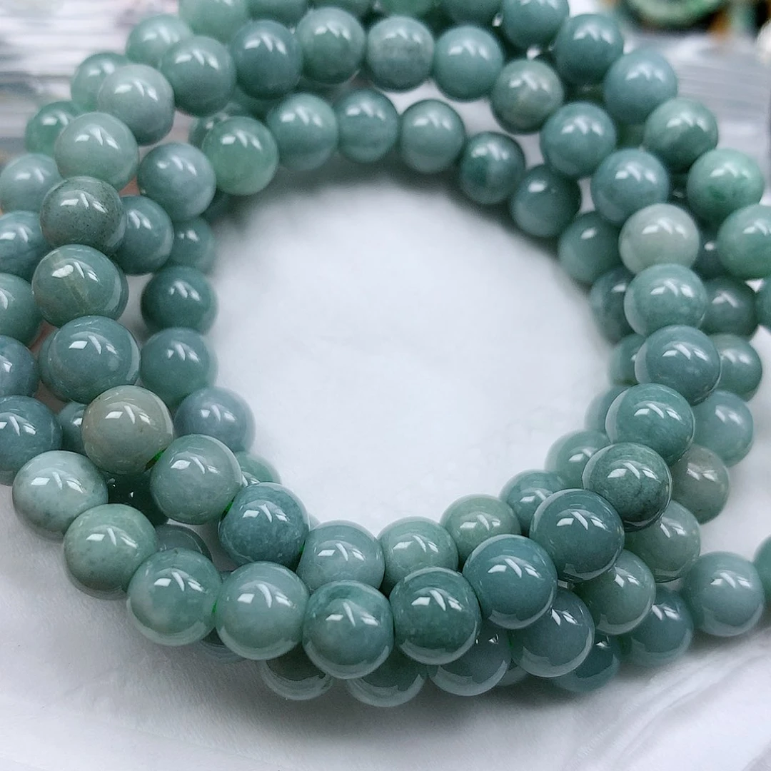 翡翠颈饰未镶嵌手串