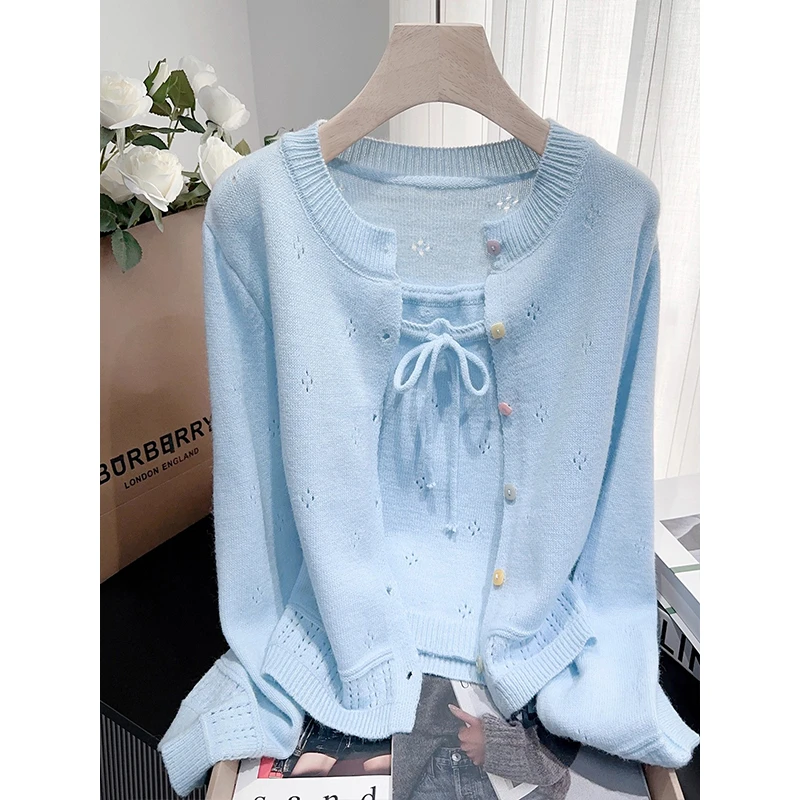 甜美温柔镂空毛衣套装秋冬新款彩色扣子短款针织开衫两件套上衣女