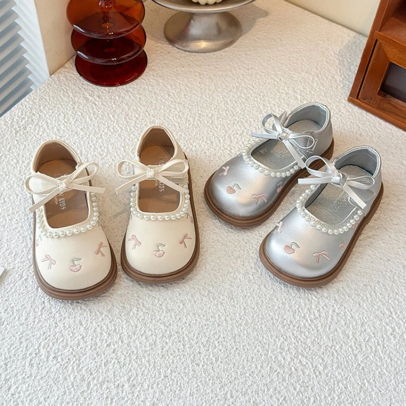 女童皮鞋鞋子儿童秋季新款精致甜美樱桃结小刺绣缀边软底公主鞋潮