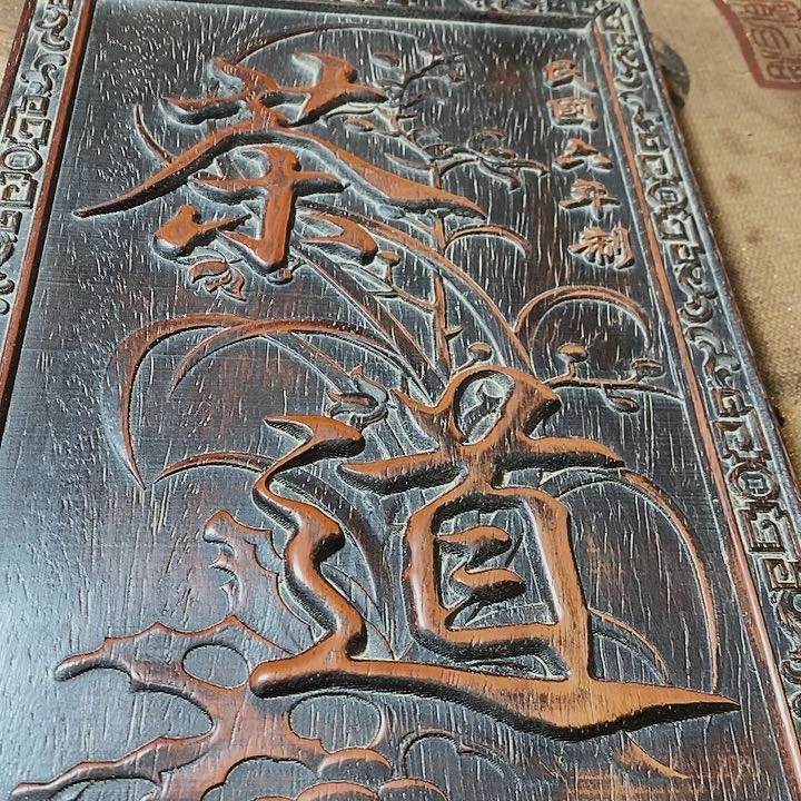 c n j h k j b nv m m