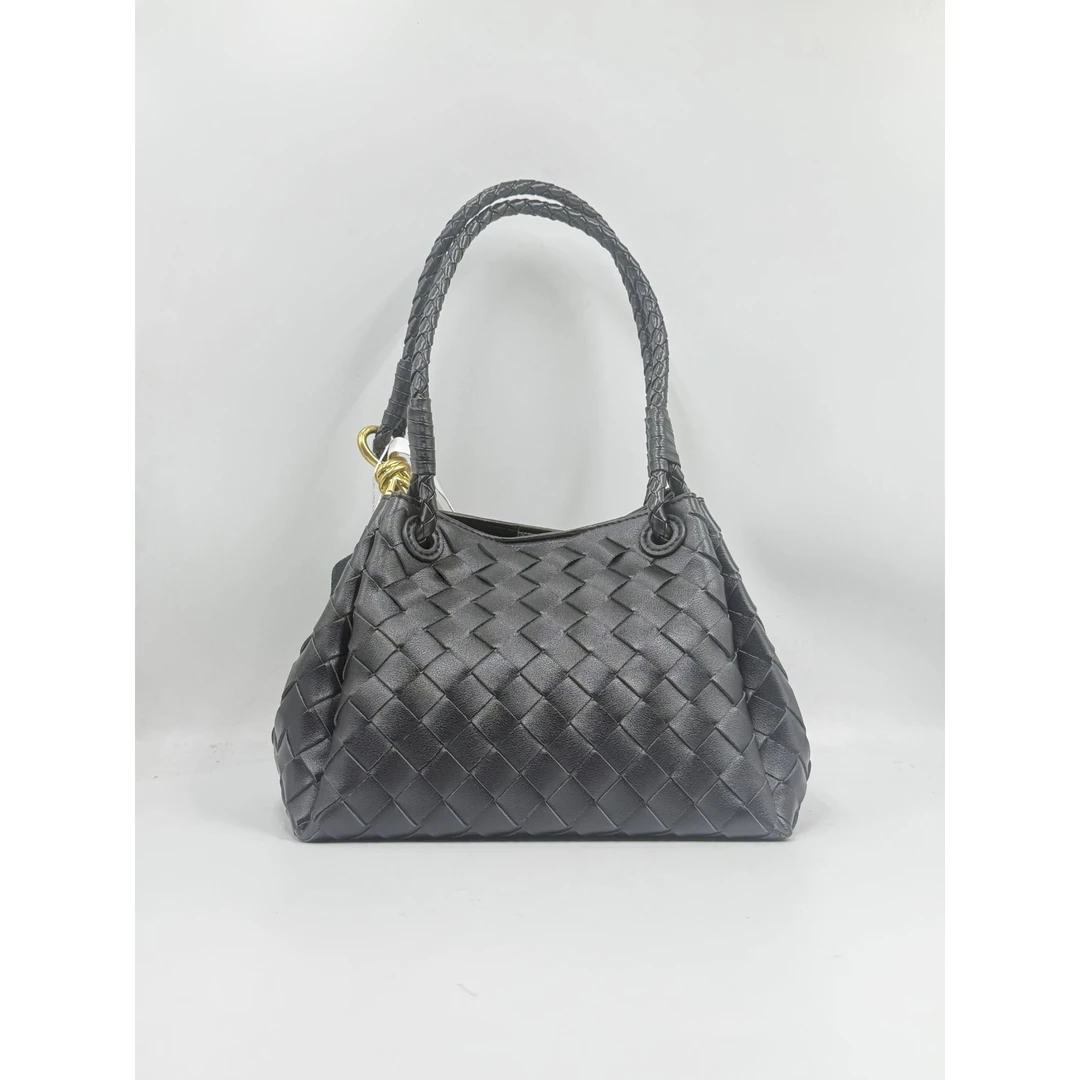 LQ-WITH-QUEEN真皮女包编织降黑色金扣0003