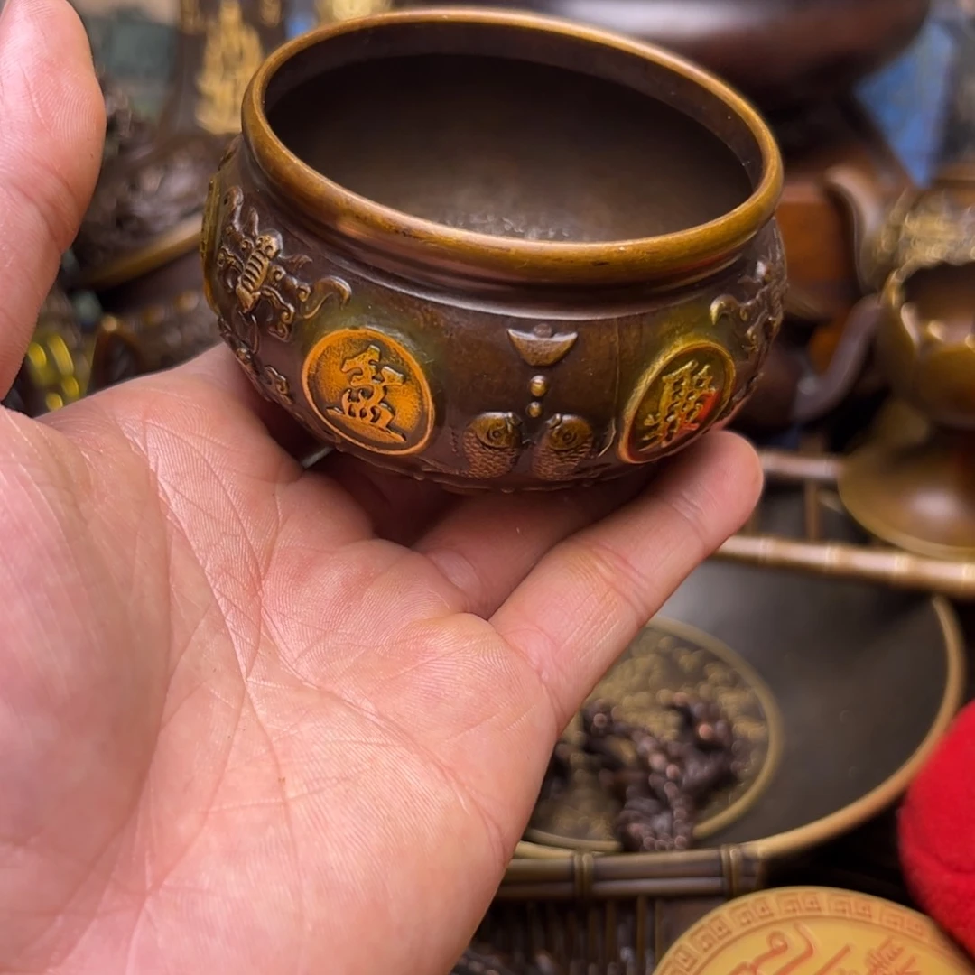 精美铜器，点击下单