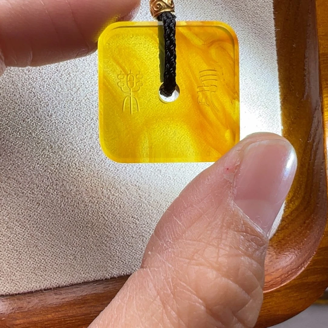 琥珀颈饰未镶嵌-**-长乐