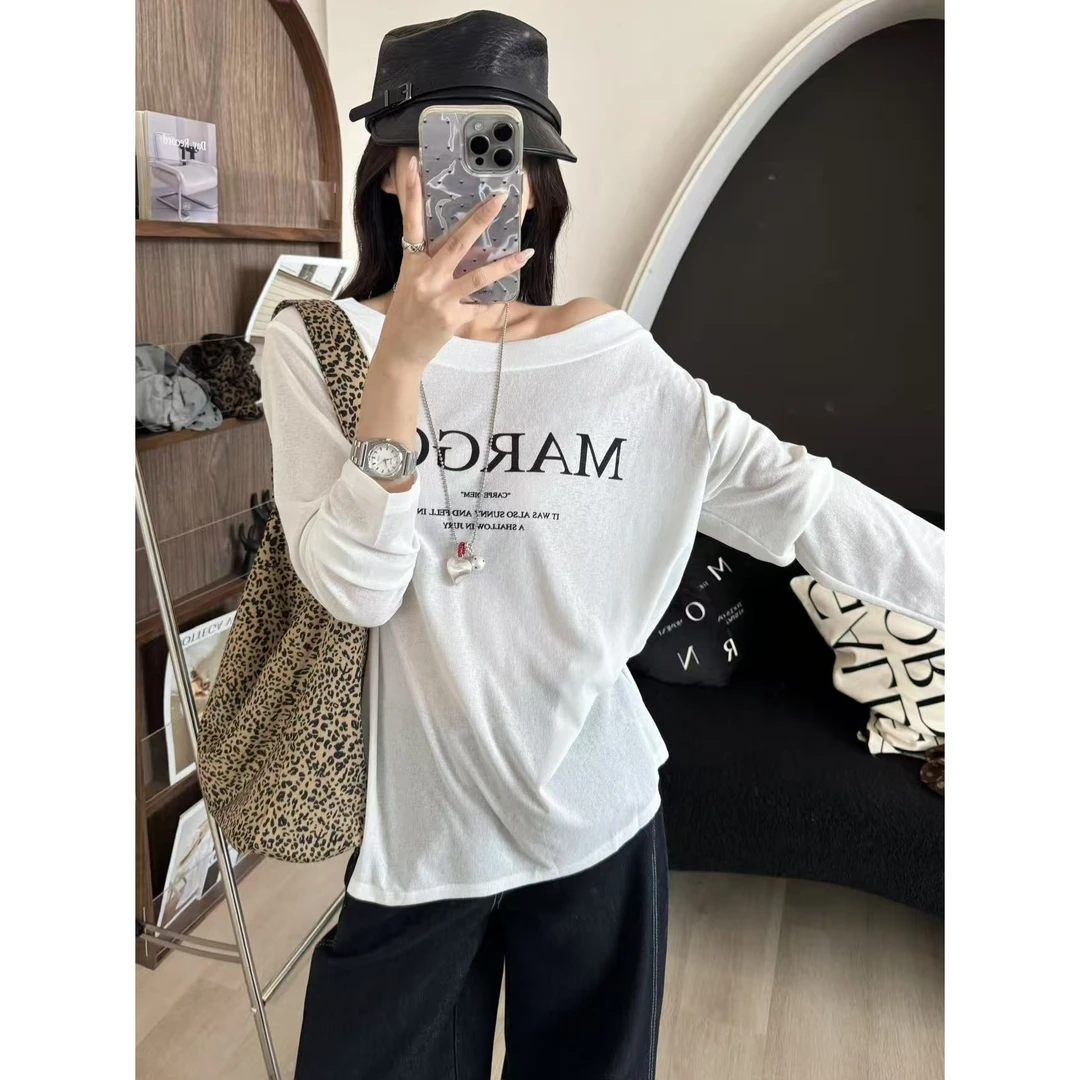 SP 斜肩字母印花长袖T恤女秋季薄款外搭露肩防晒罩衫空调衫上衣t