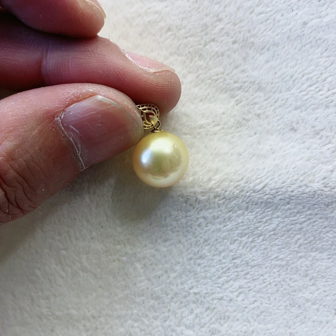 海水珍珠颈饰18K金镶嵌