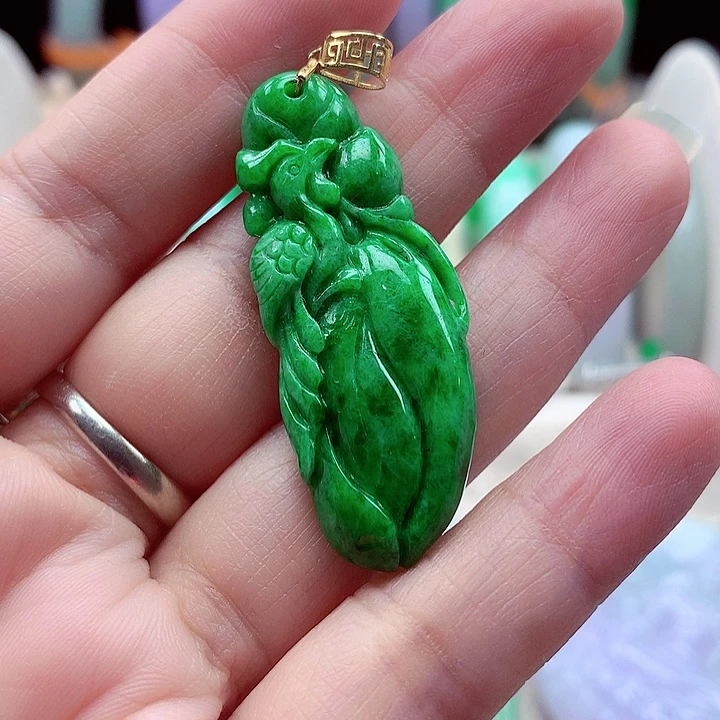 颈饰18K金镶嵌翡翠翡翠