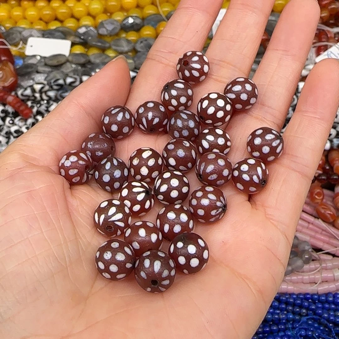 玛瑙/玉髓合金珠宝半成品红玛瑙满天星10mm2颗