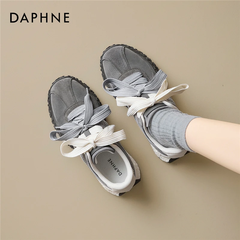 达芙妮芭蕾德训鞋女2025新款春秋轻便百搭爆款运动鞋灰色阿甘鞋子