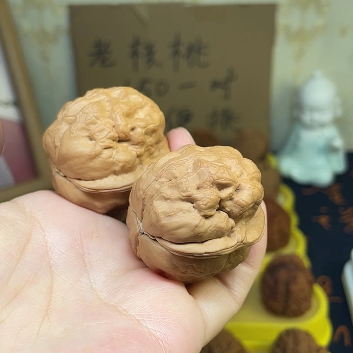 文玩核桃把件32、金蟾疙瘩包42
