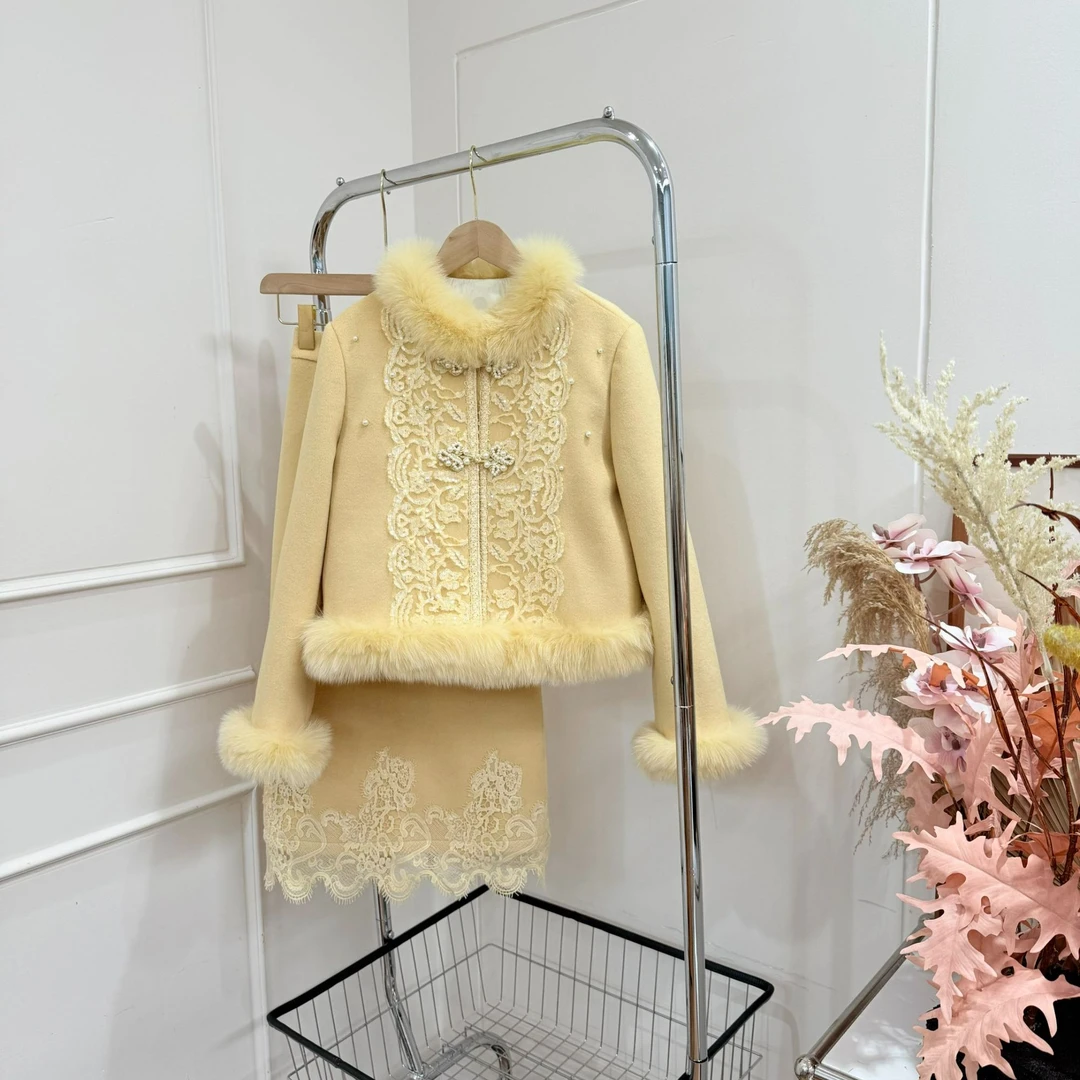 拉夏贝尔2025年冬季新款时尚简约宽松羽绒上衣+半裙 27347 LCK