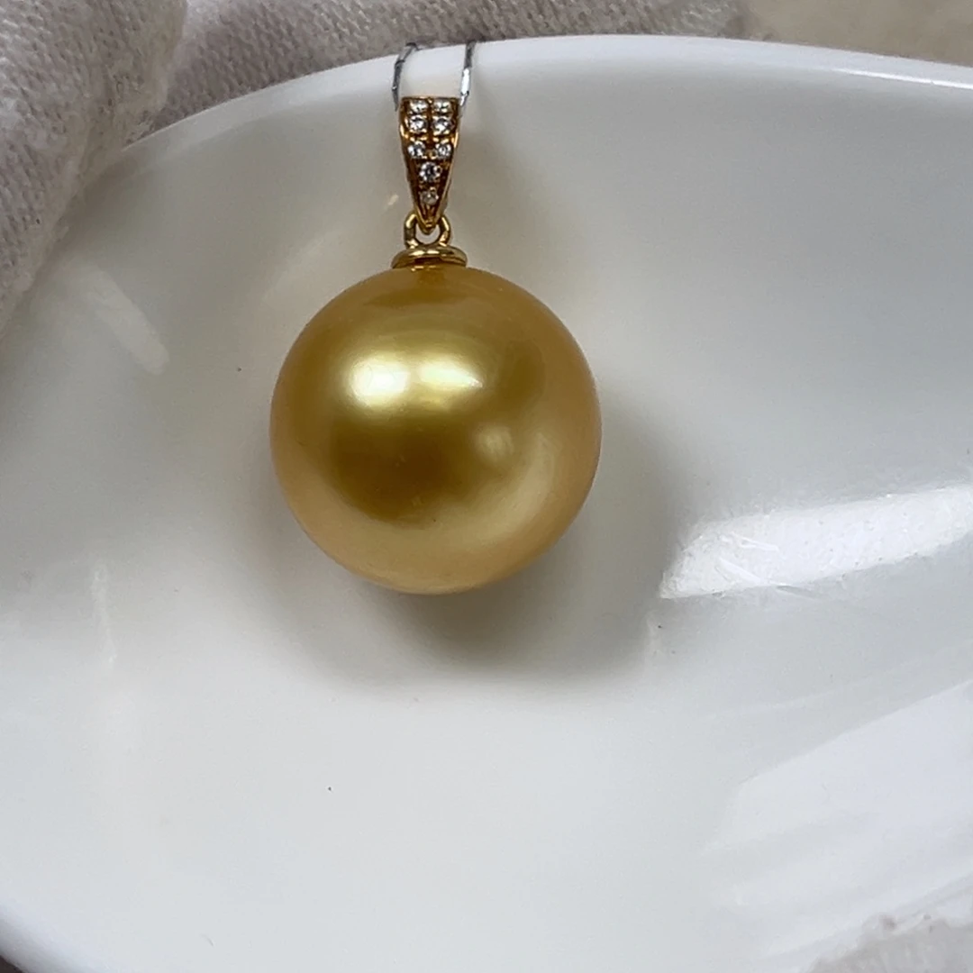 吊坠(不含链)18K金镶嵌海水珍珠13.9mm