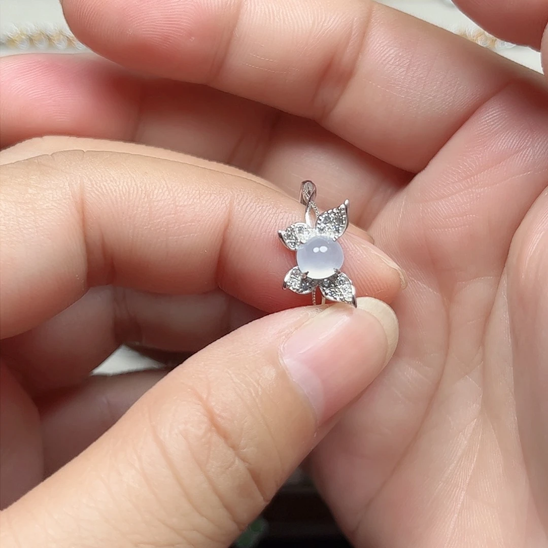 未镶嵌戒指翡翠1