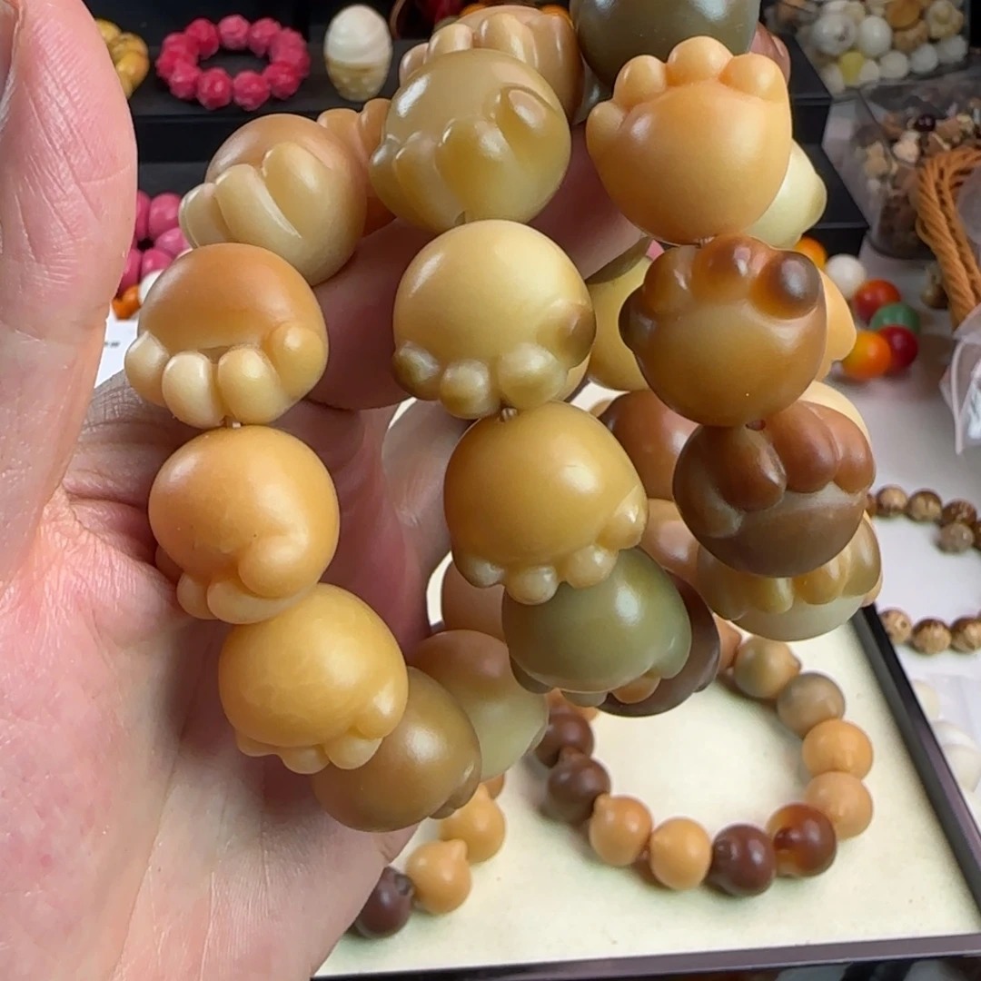 咕***咕菩提根/象牙果吊坠瑕疵猫爪3条