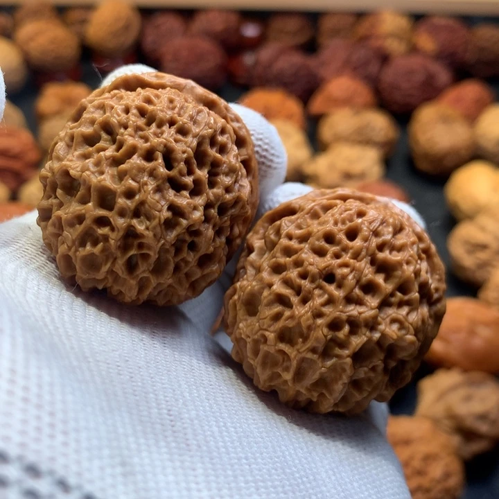 用***7文玩核桃吊坠8………….