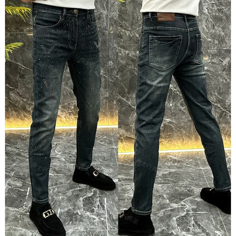 2025春秋季新款男士牛仔裤修身休闲裤子时尚潮流烫钻小脚裤子男