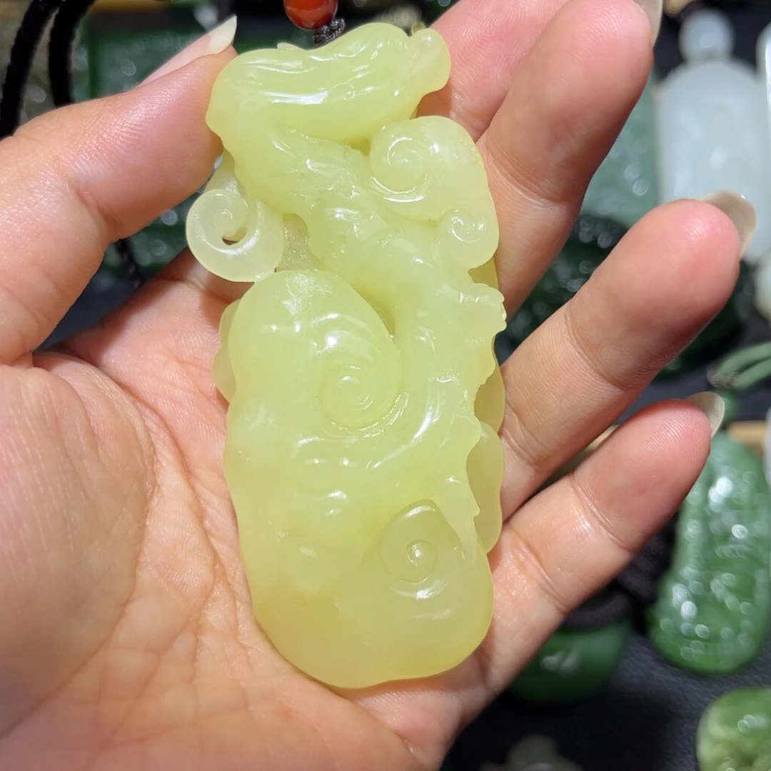 瑞***鱈和田玉未镶嵌颈饰