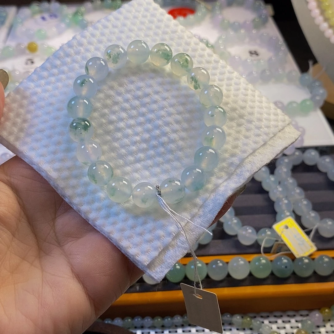 定制翡翠未镶嵌翡翠.