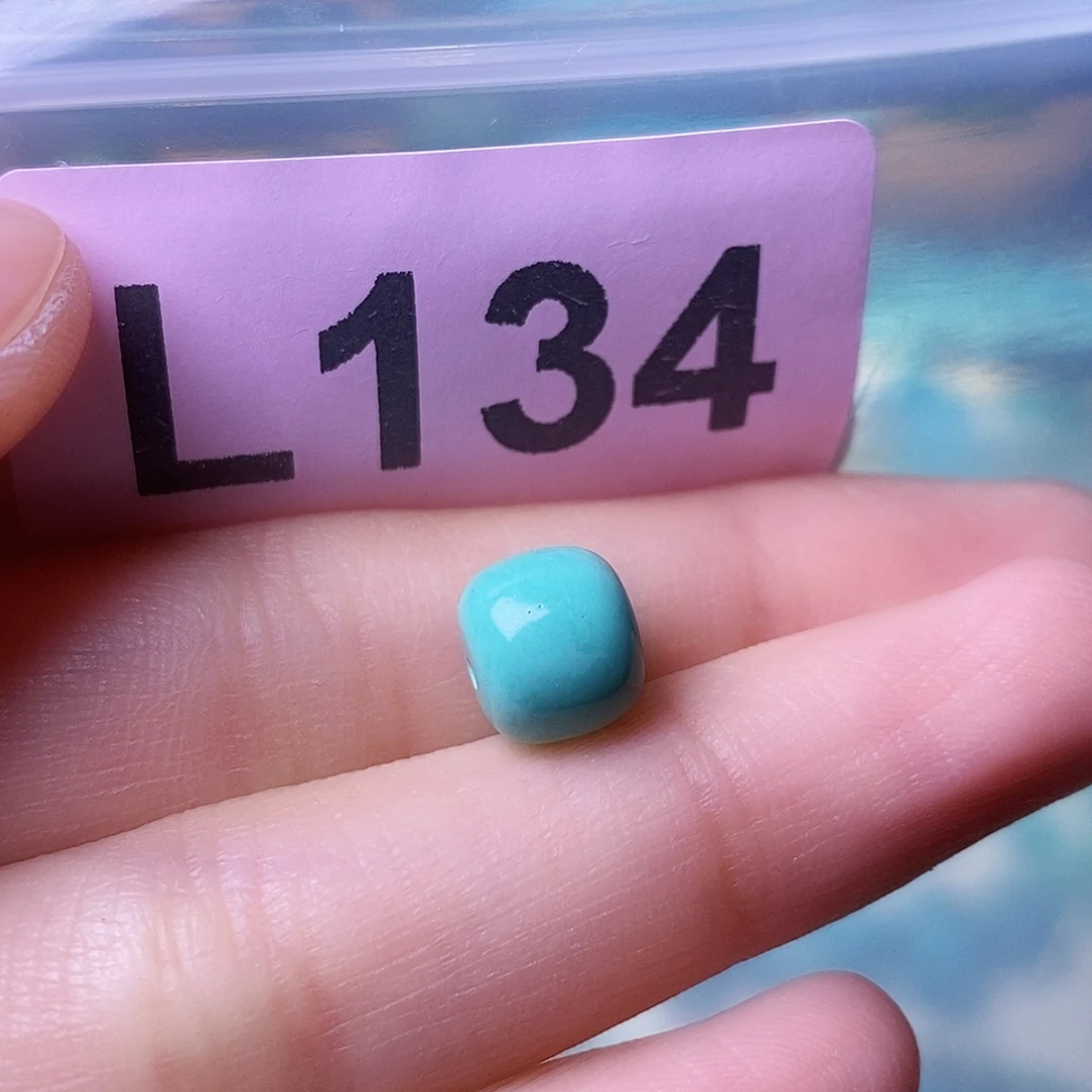 十堰原生态绿石头特色手工配饰